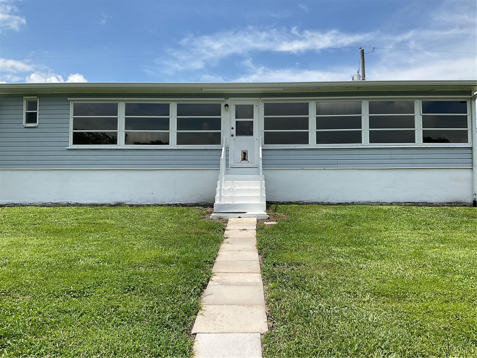 Image 10 of 61 For 2128 32nd Street