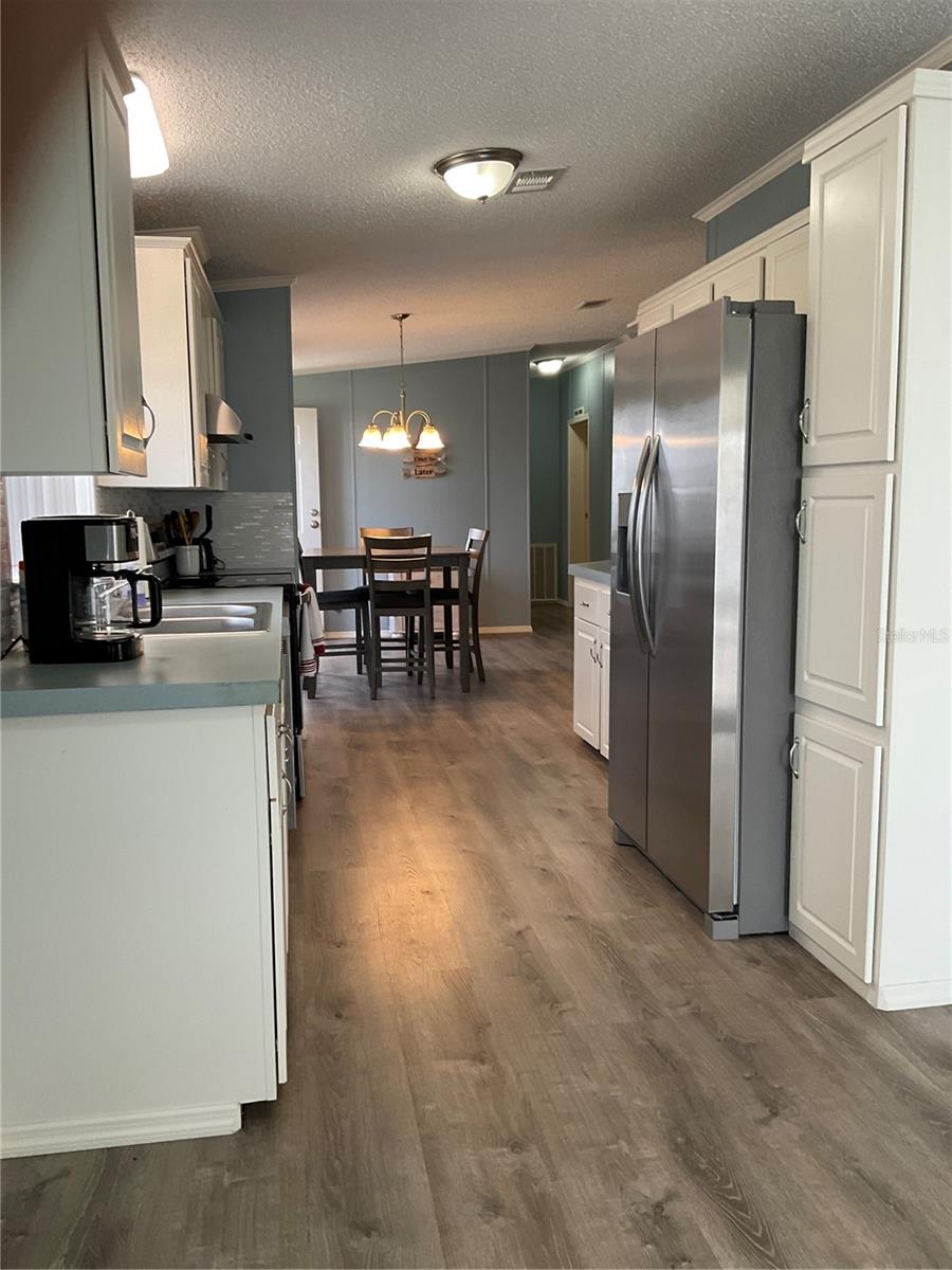 Image 14 of 61 For 2128 32nd Street