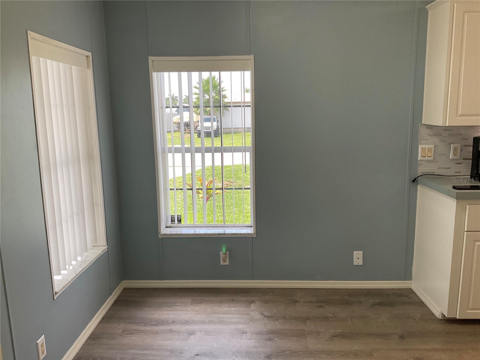 Image 18 of 61 For 2128 32nd Street