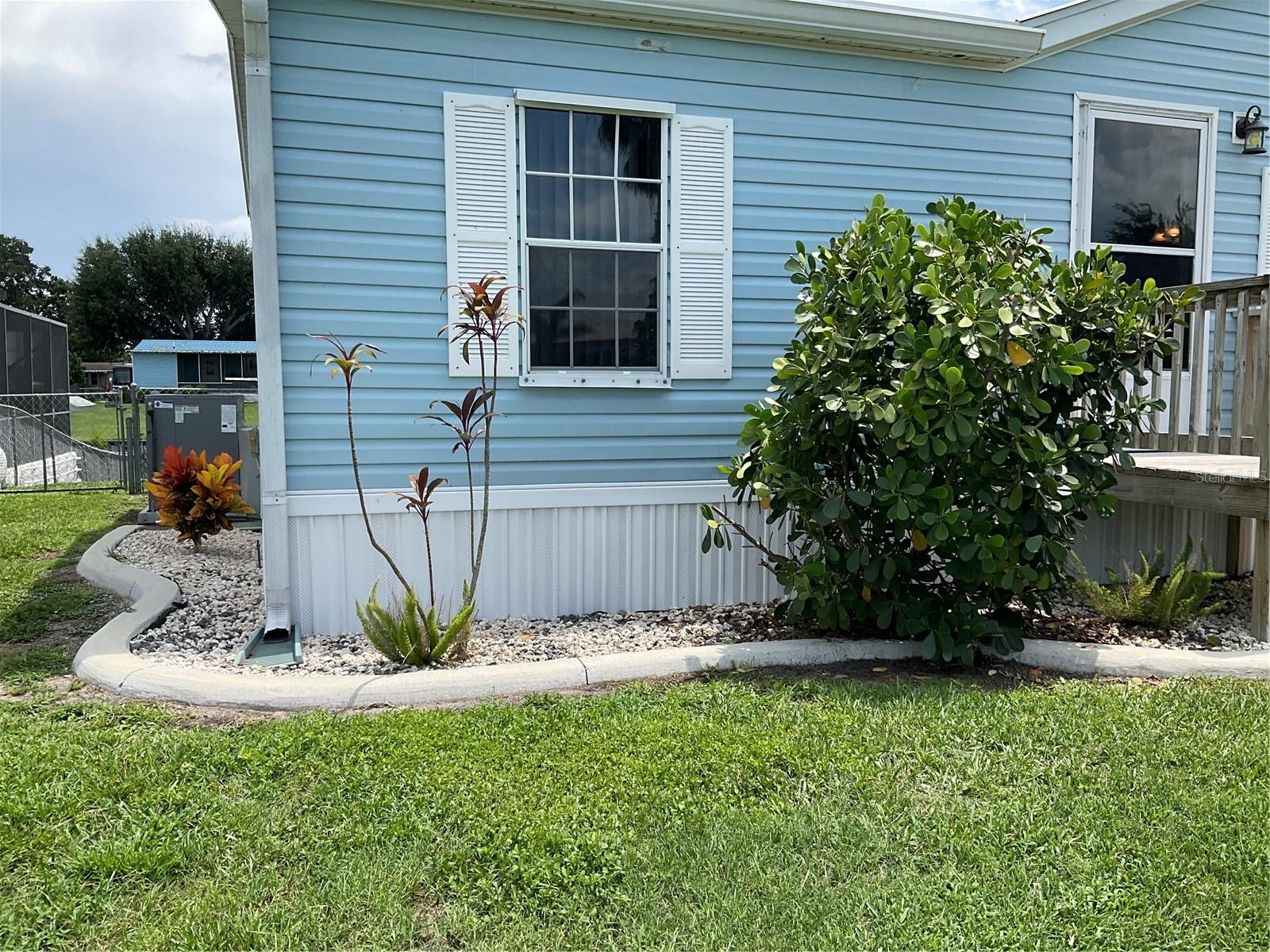 Image 2 of 61 For 2128 32nd Street