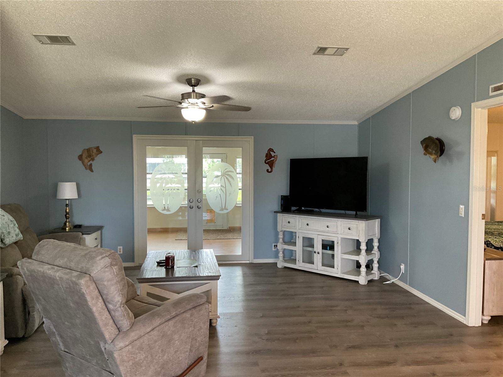 Image 20 of 61 For 2128 32nd Street