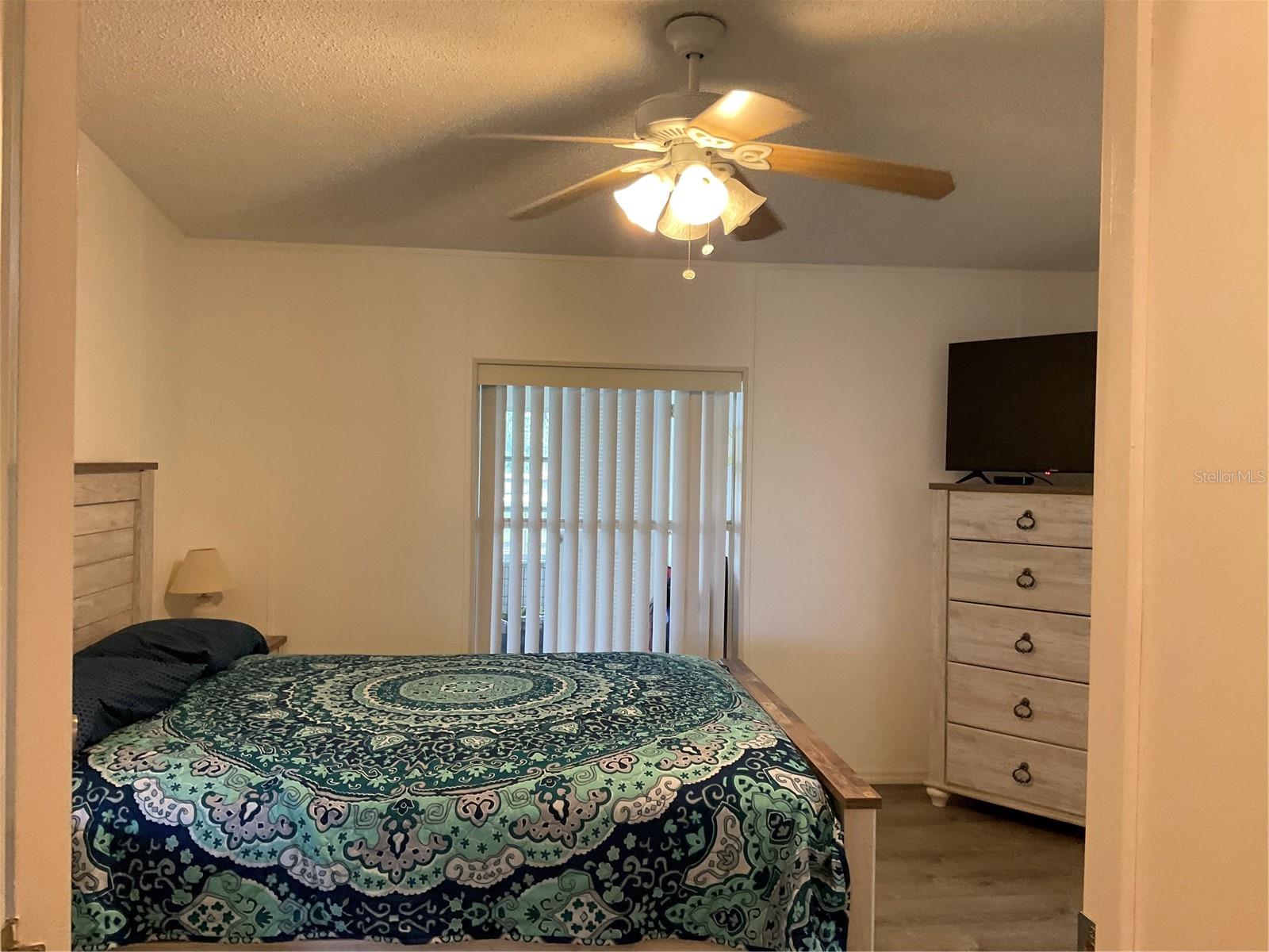 Image 33 of 61 For 2128 32nd Street