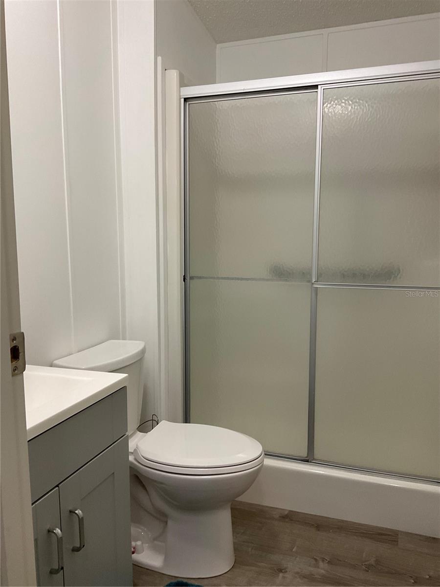 Image 40 of 61 For 2128 32nd Street