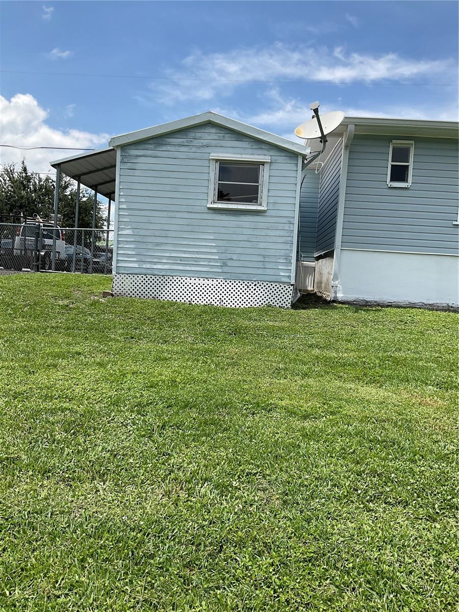Image 9 of 61 For 2128 32nd Street