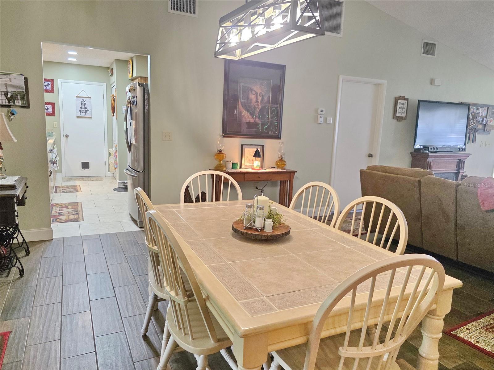 Image 10 of 52 For 3701 25th Street