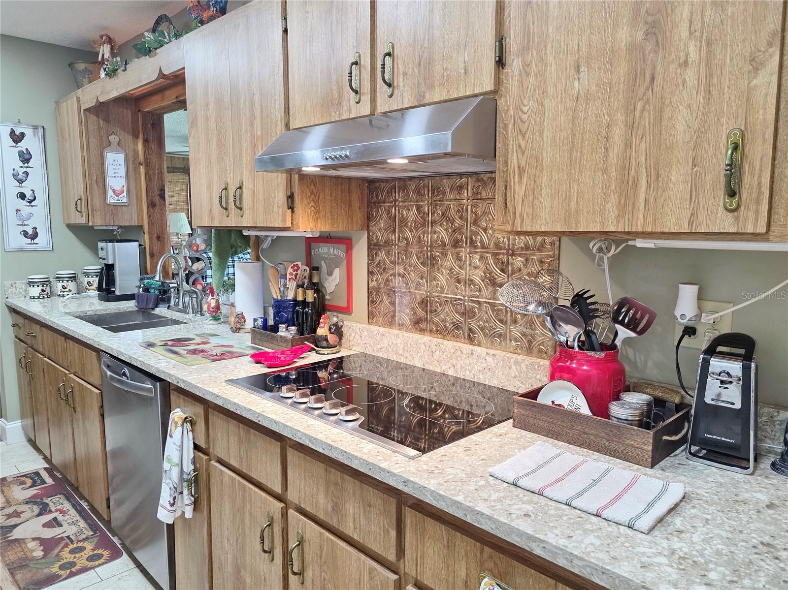 Image 18 of 52 For 3701 25th Street