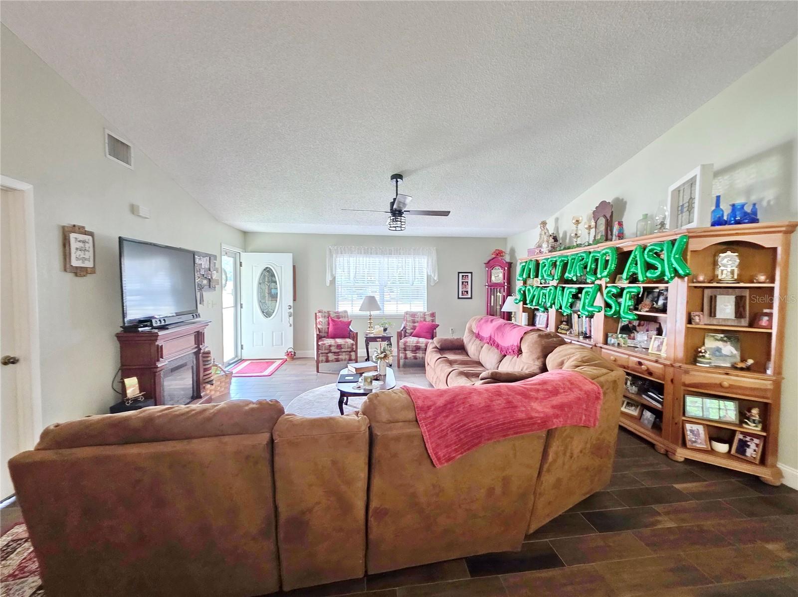 Image 23 of 52 For 3701 25th Street