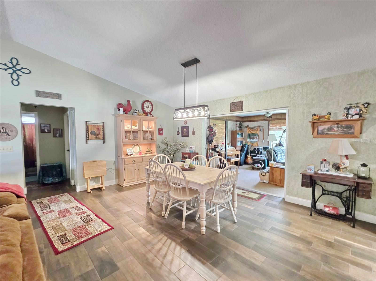 Image 9 of 52 For 3701 25th Street