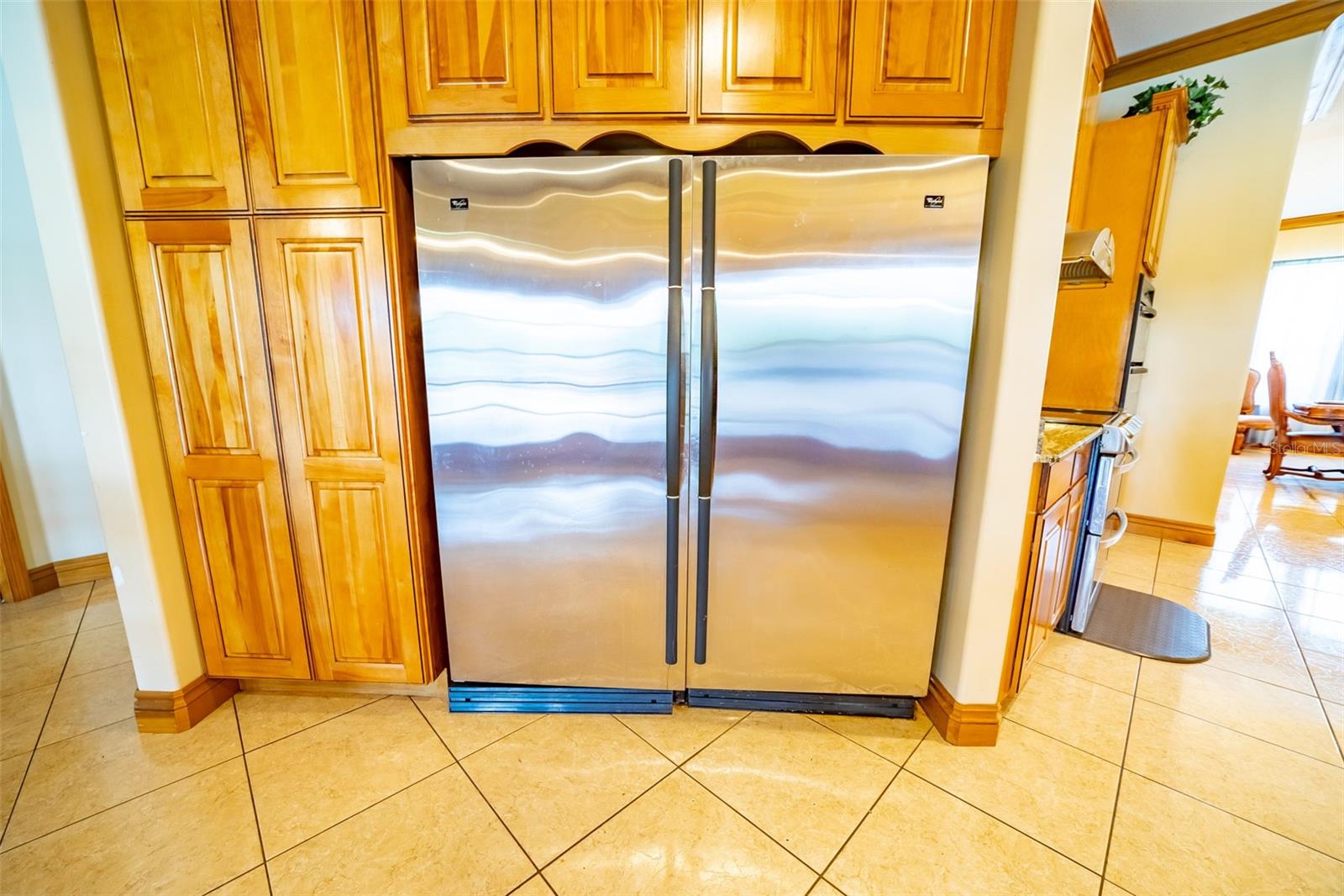 Image 22 of 41 For 2085 4th Street