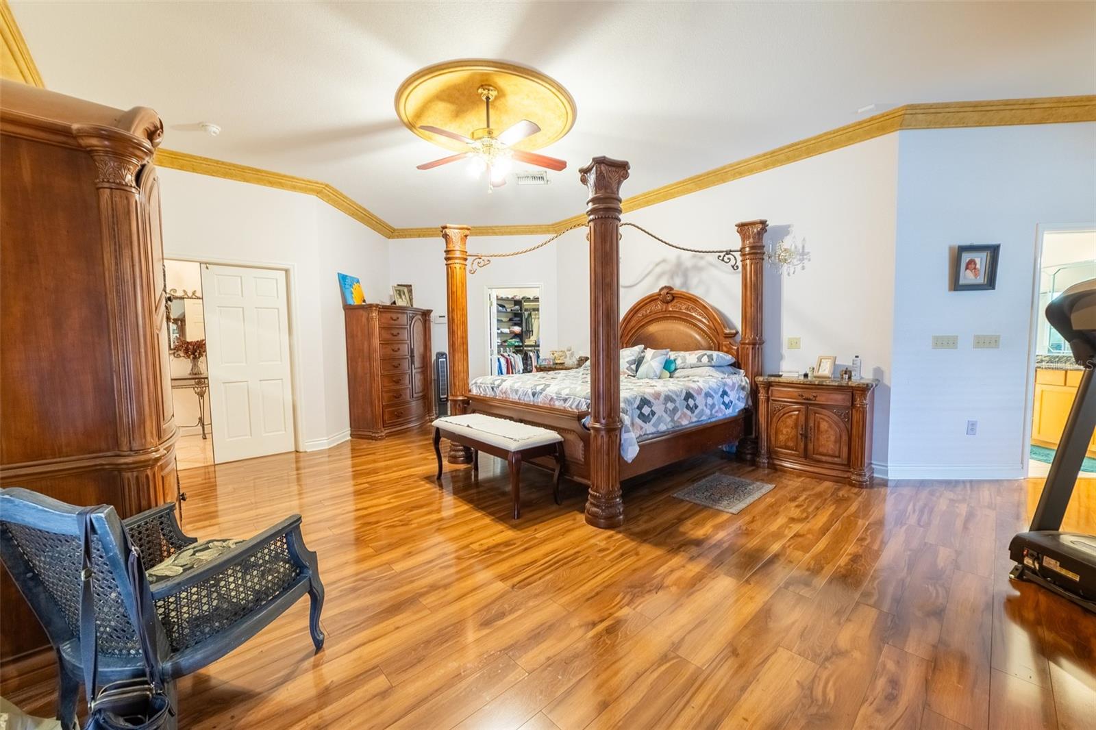 Image 32 of 41 For 2085 4th Street