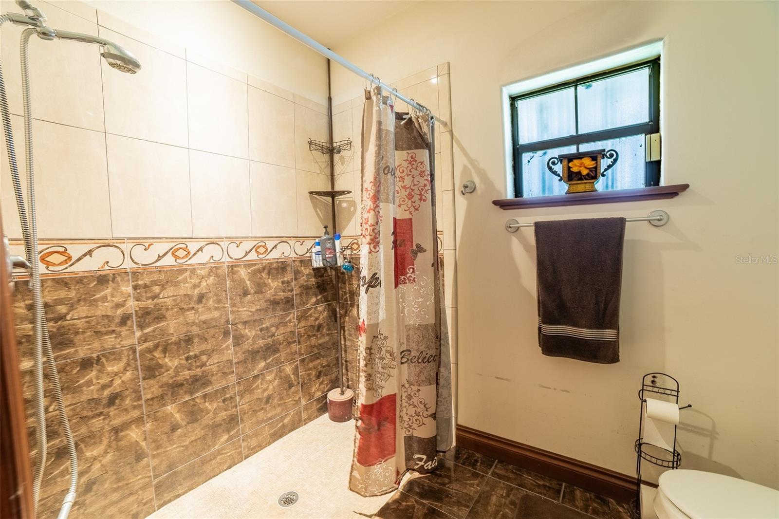 Image 51 of 72 For 2085 4th Street