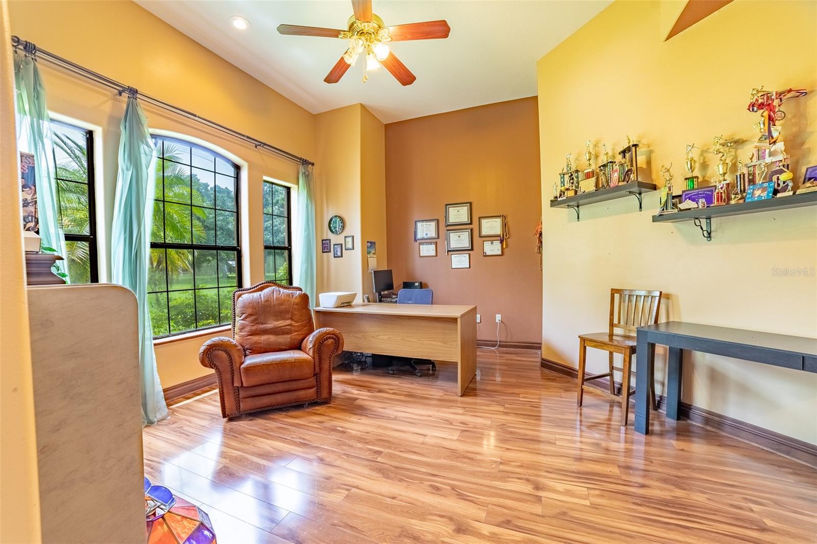 Image 54 of 72 For 2085 4th Street