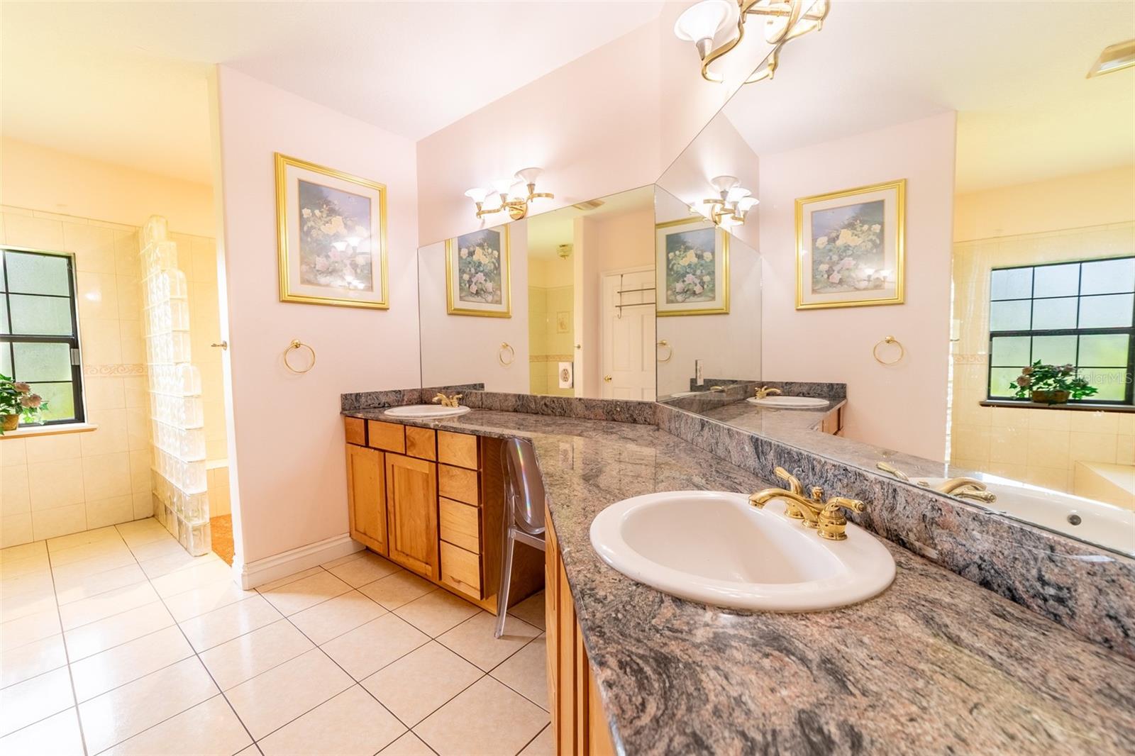 Image 58 of 72 For 2085 4th Street
