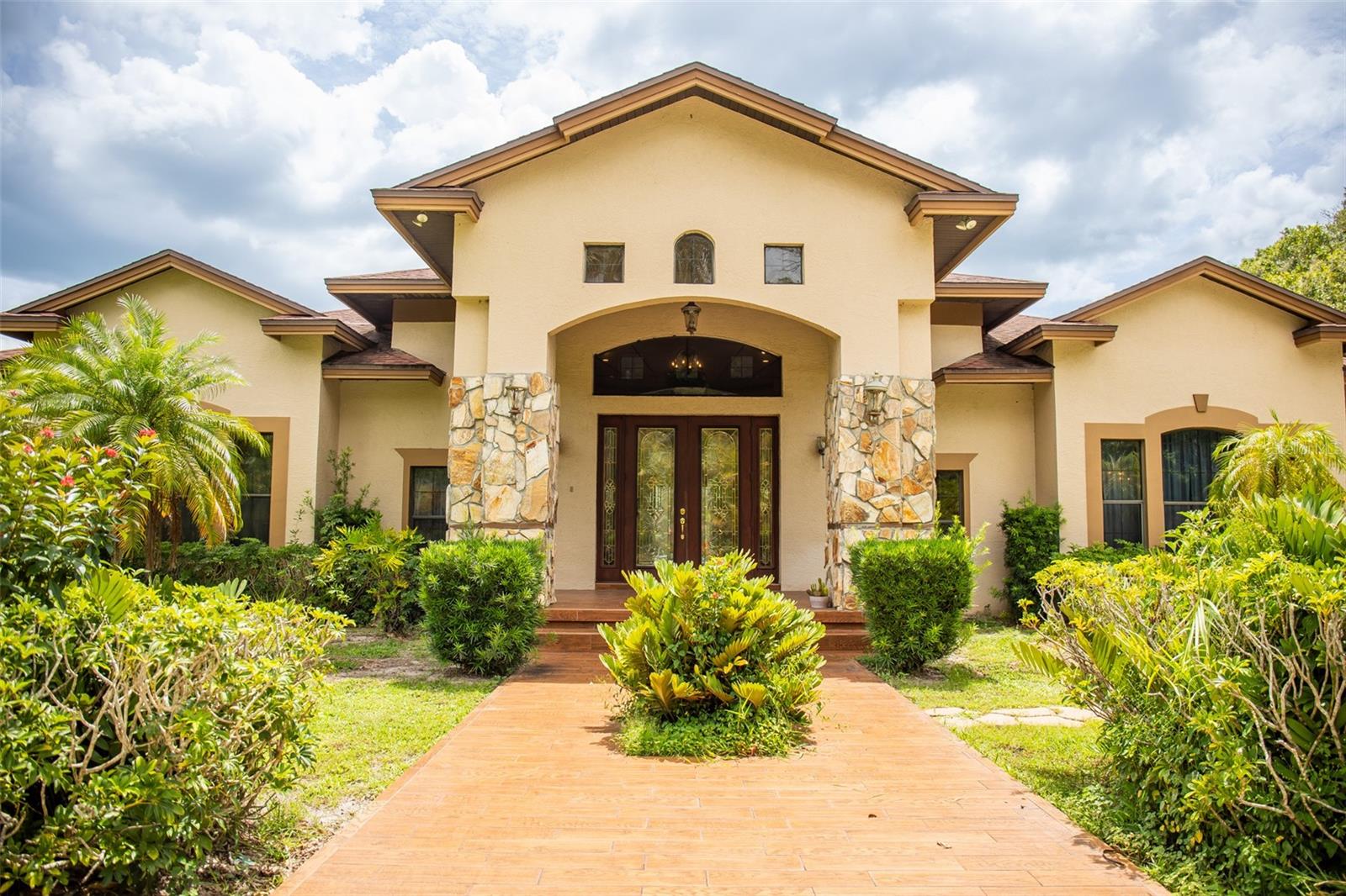 Image 6 of 41 For 2085 4th Street