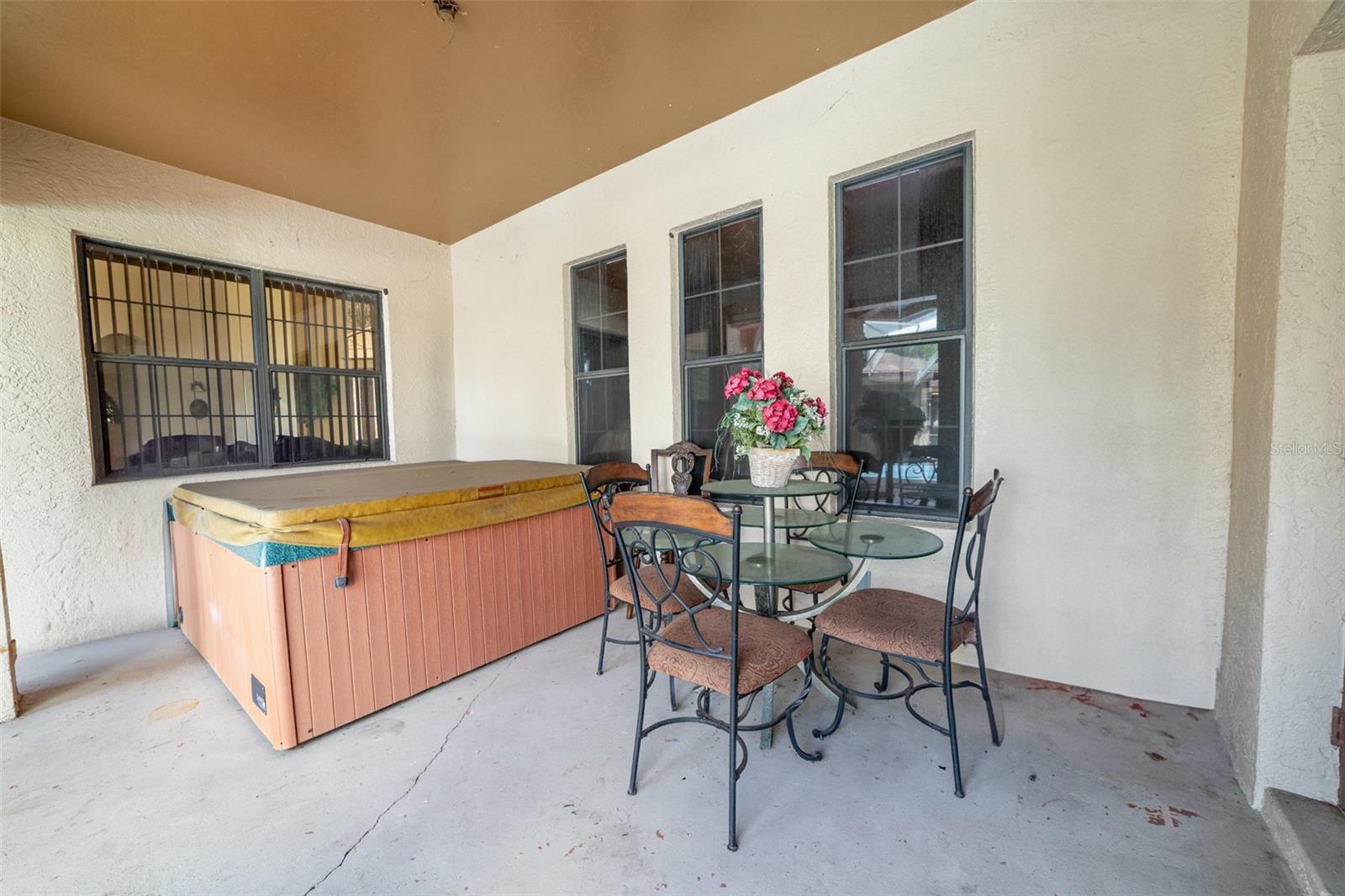 Image 61 of 72 For 2085 4th Street
