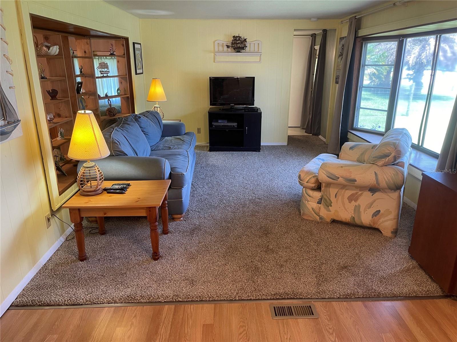 Image 6 of 40 For 3009 23rd Street Se