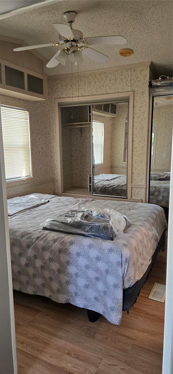 Image 13 of 17 For 6475 51st Street