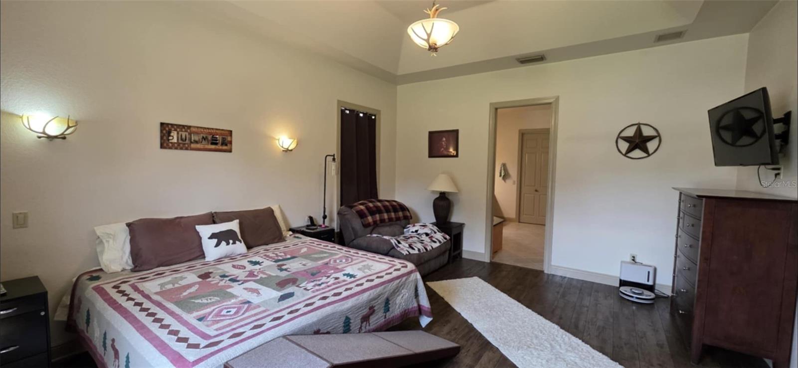 Image 10 of 31 For 8991 Springhaven Avenue