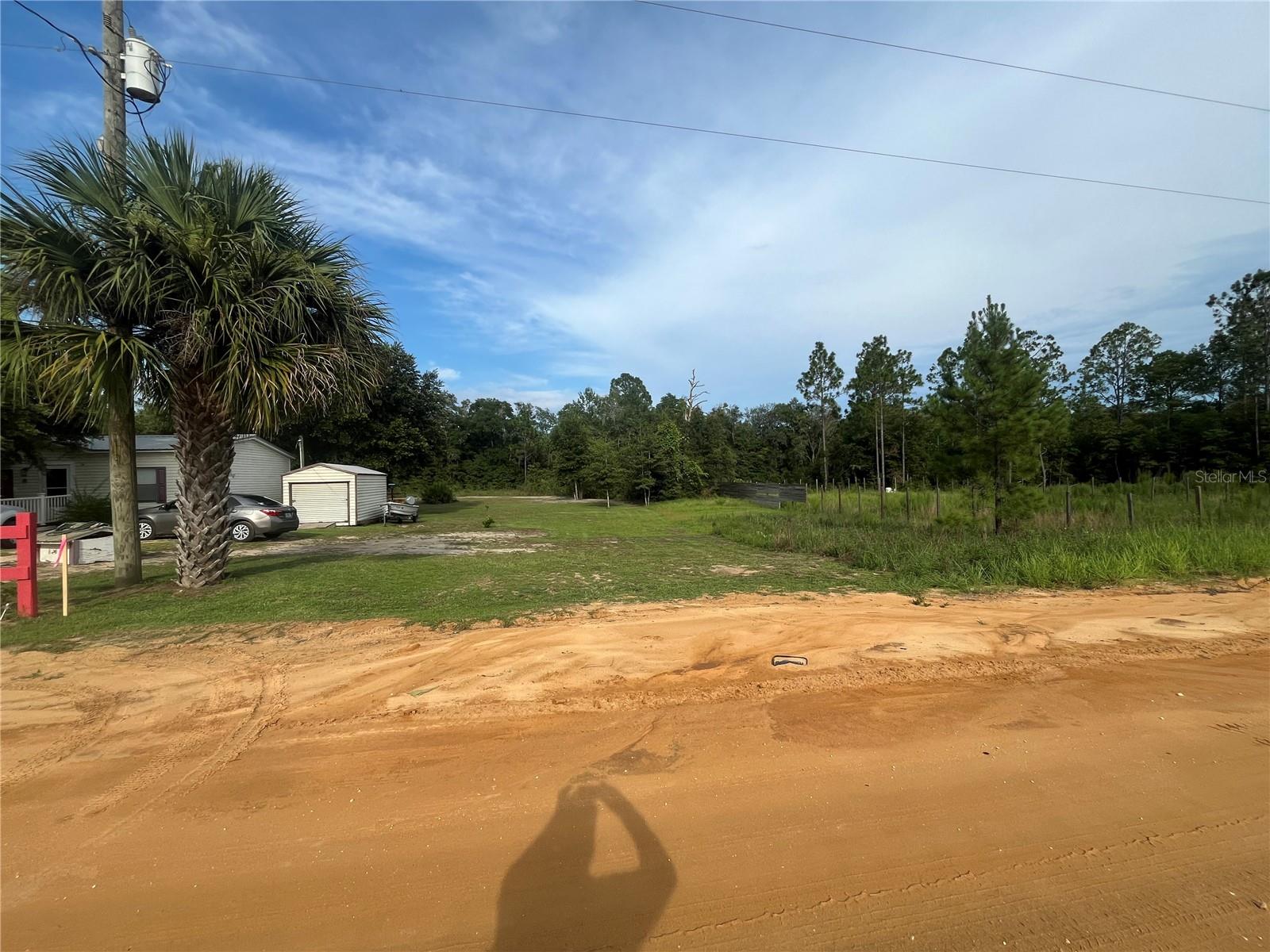 Image 3 of 9 For 624 Annette Avenue