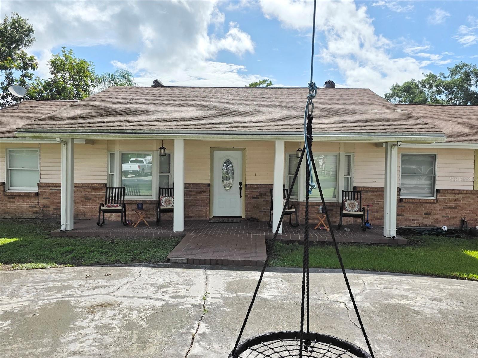 Image 3 of 16 For 2925 35th Avenue