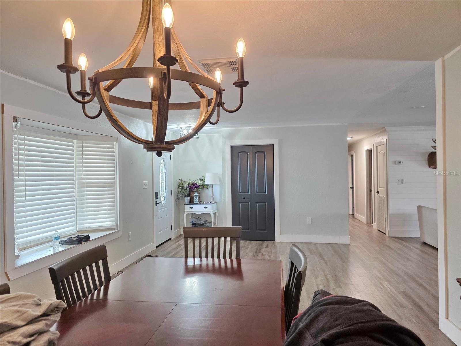 Image 7 of 16 For 2925 35th Avenue