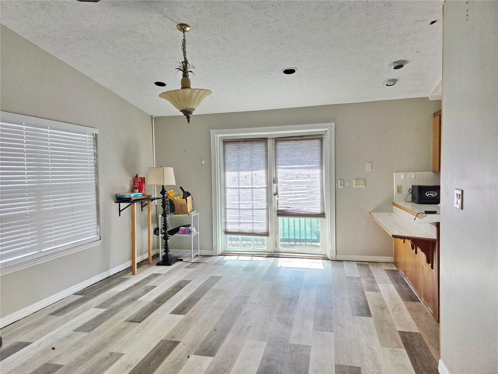 Image 6 of 23 For 2934 35th Avenue