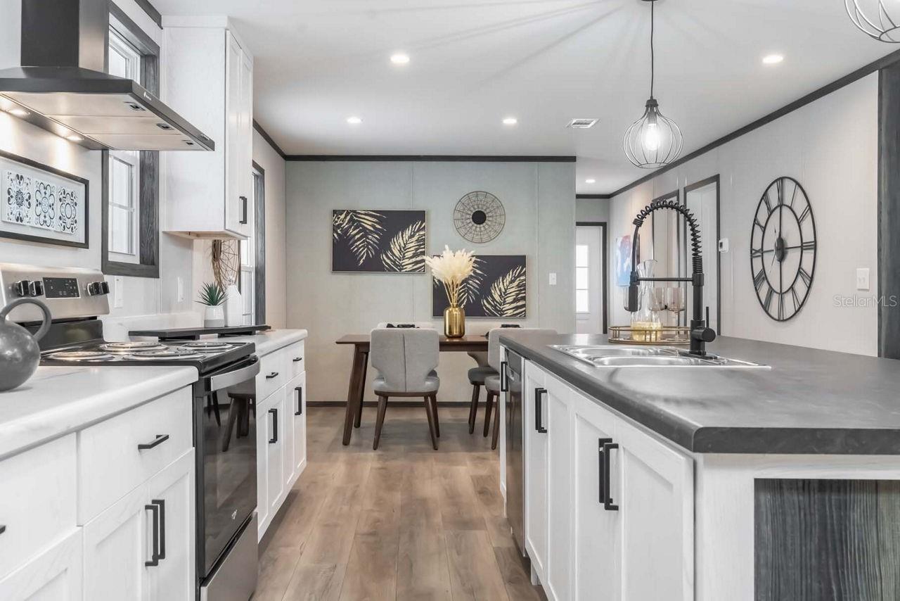 Image 7 of 21 For 21122 278th Street