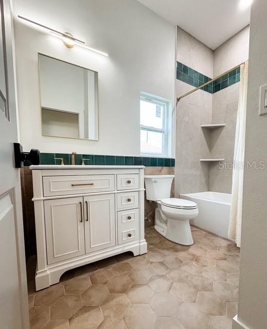 Image 15 of 18 For 805 3rd Avenue