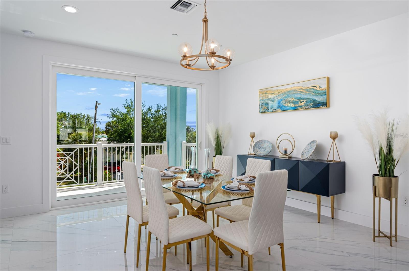 Image 17 of 37 For 523 Coral Sands Way