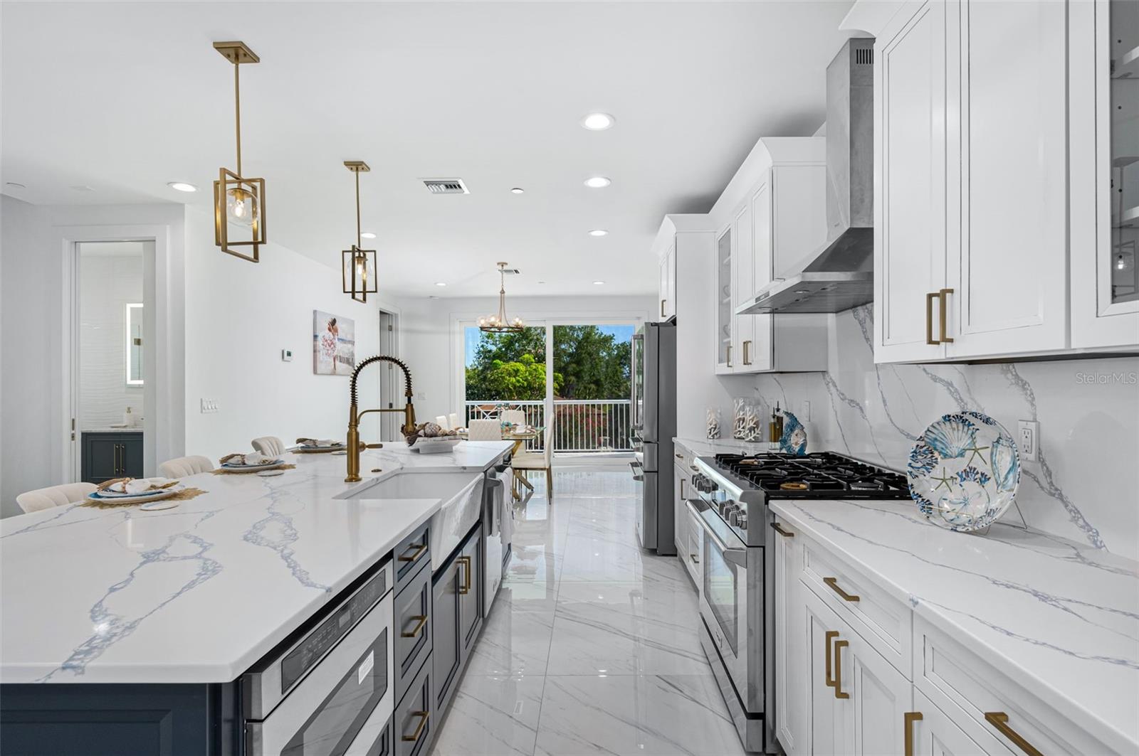 Image 18 of 37 For 523 Coral Sands Way