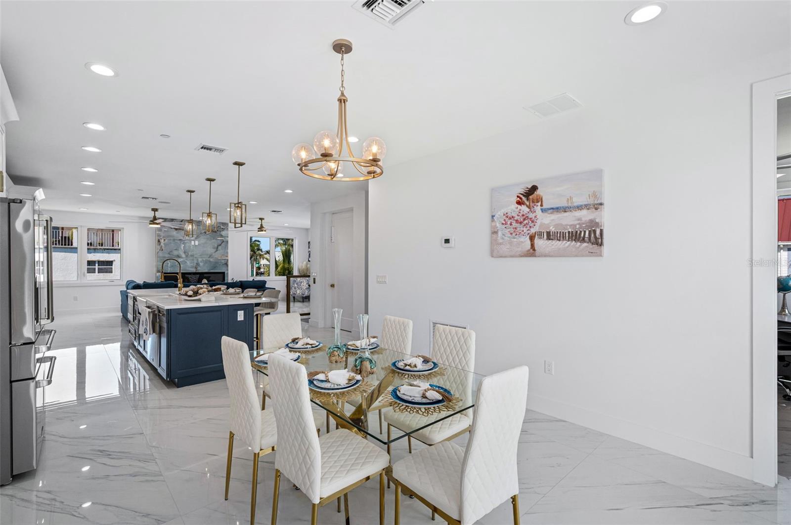 Image 22 of 37 For 523 Coral Sands Way