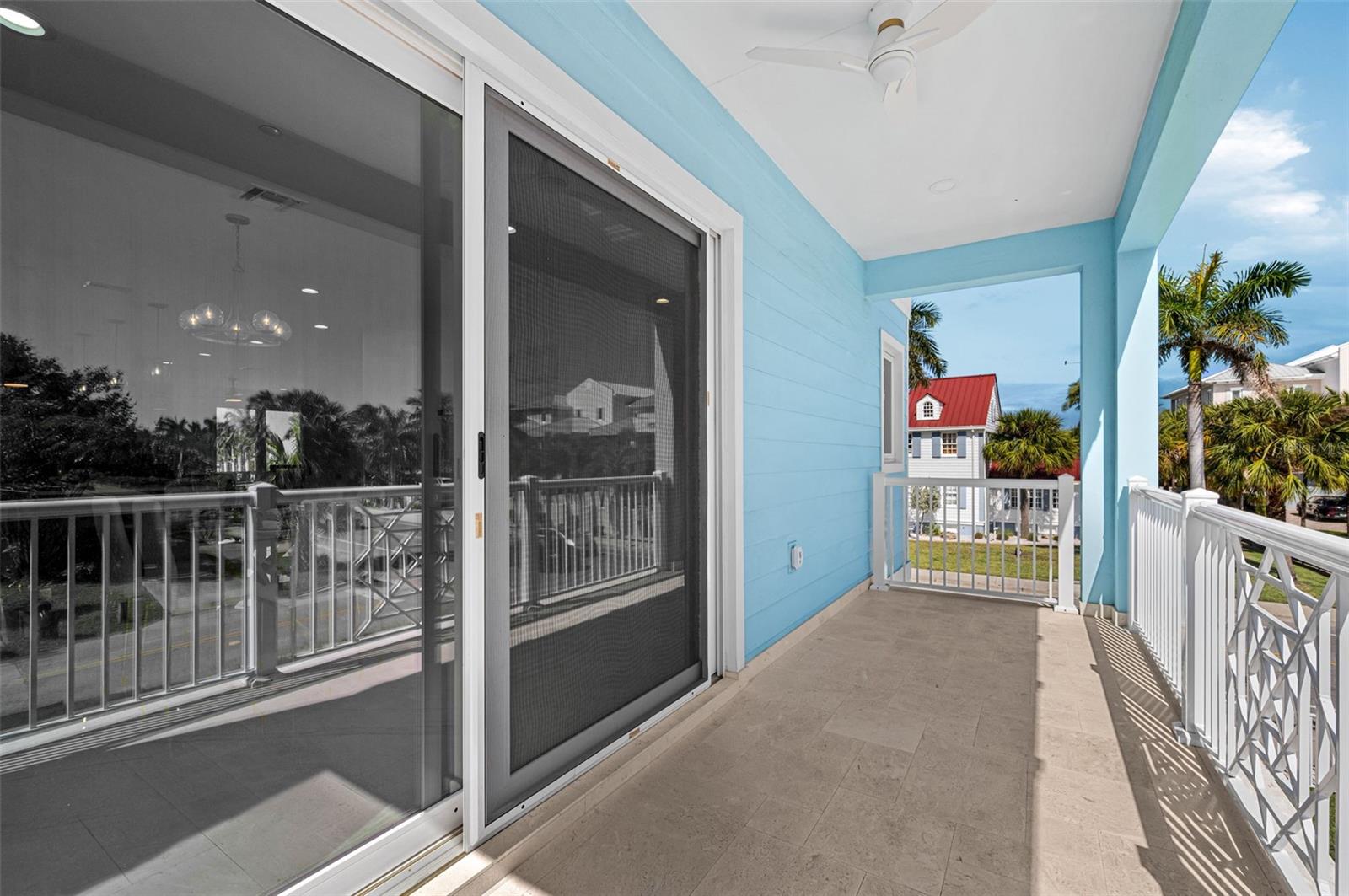 Image 23 of 37 For 523 Coral Sands Way