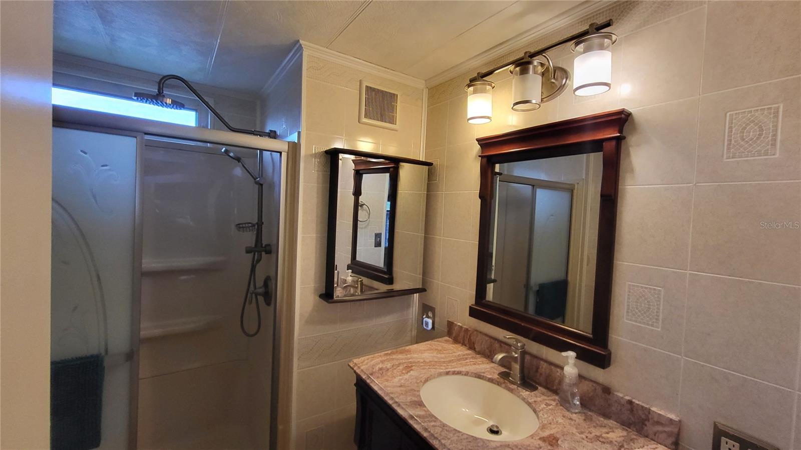 Image 30 of 43 For 1031 Ridgewater Lane