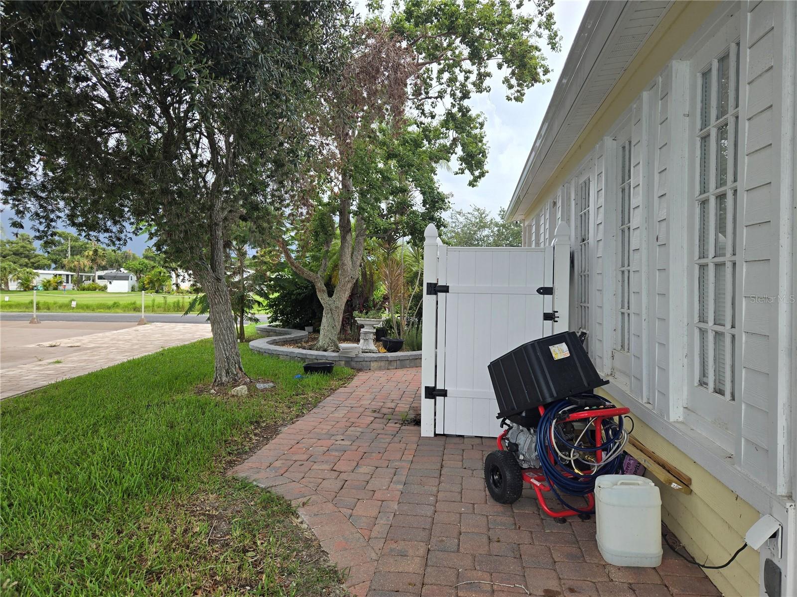 Image 5 of 37 For 12470 138th Boulevard