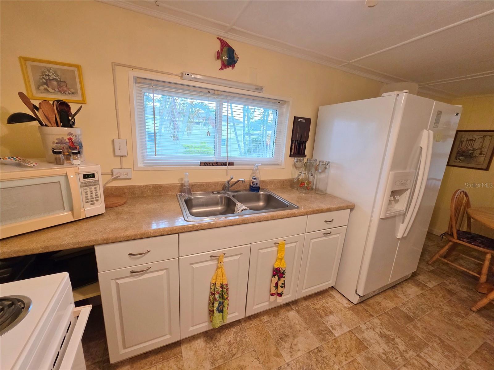 Image 10 of 34 For 1149 6th Street