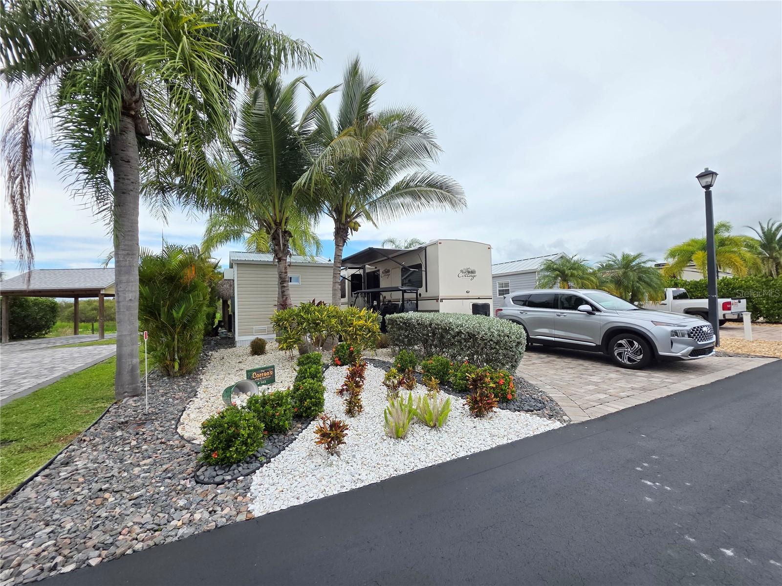 Image 3 of 31 For 3923 6th Street 143