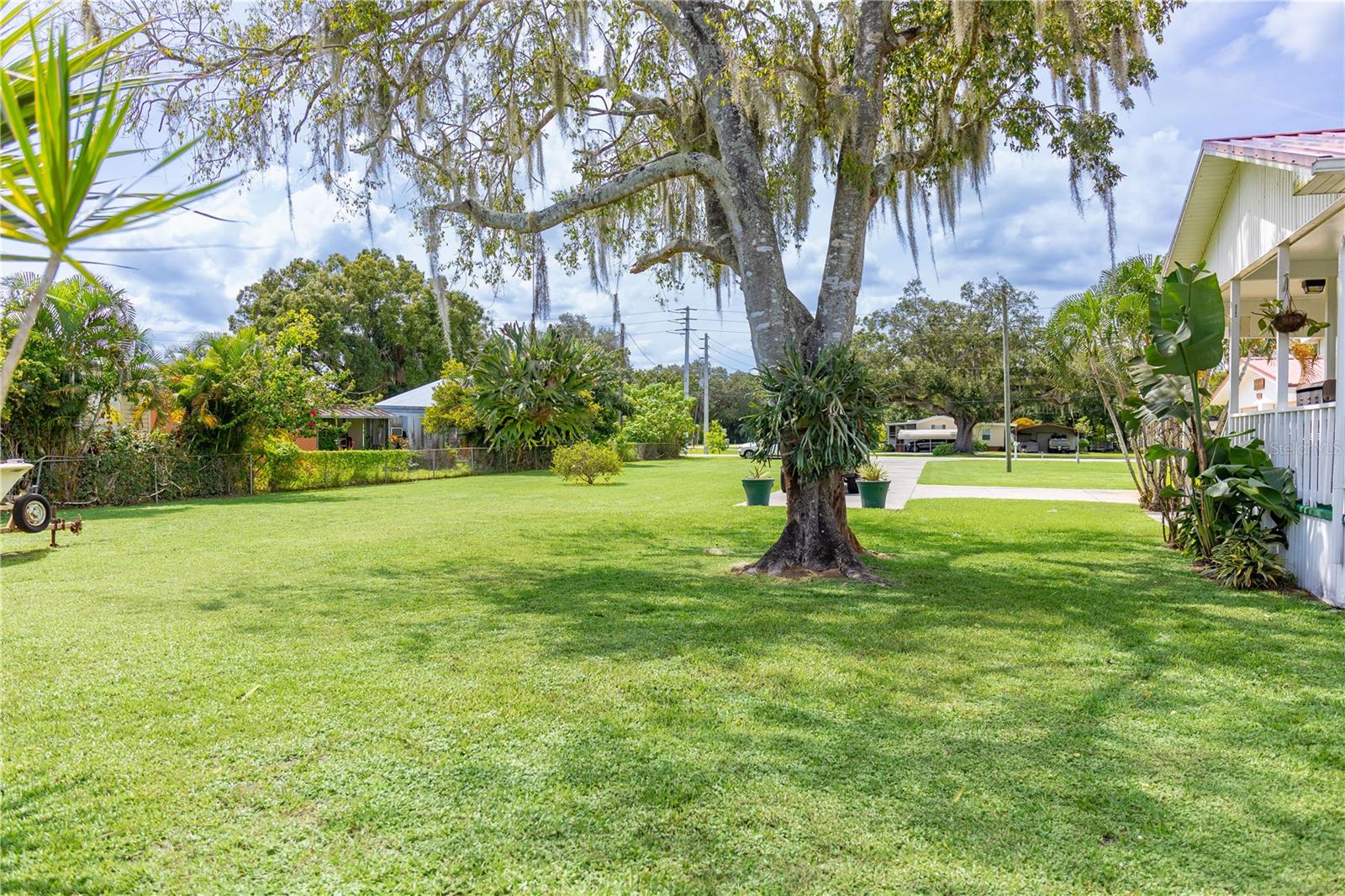 Image 66 of 73 For 601 6th Avenue