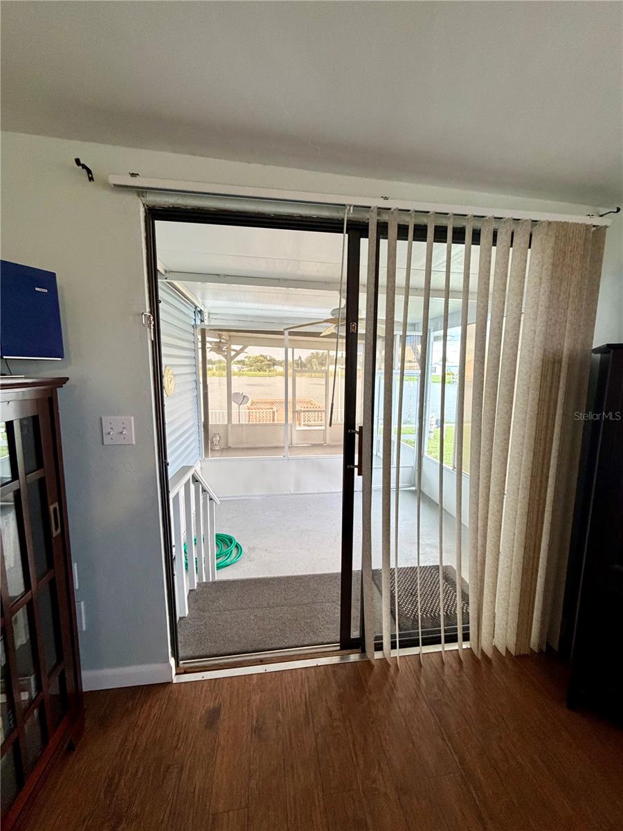 Image 14 of 39 For 1329 44th Boulevard