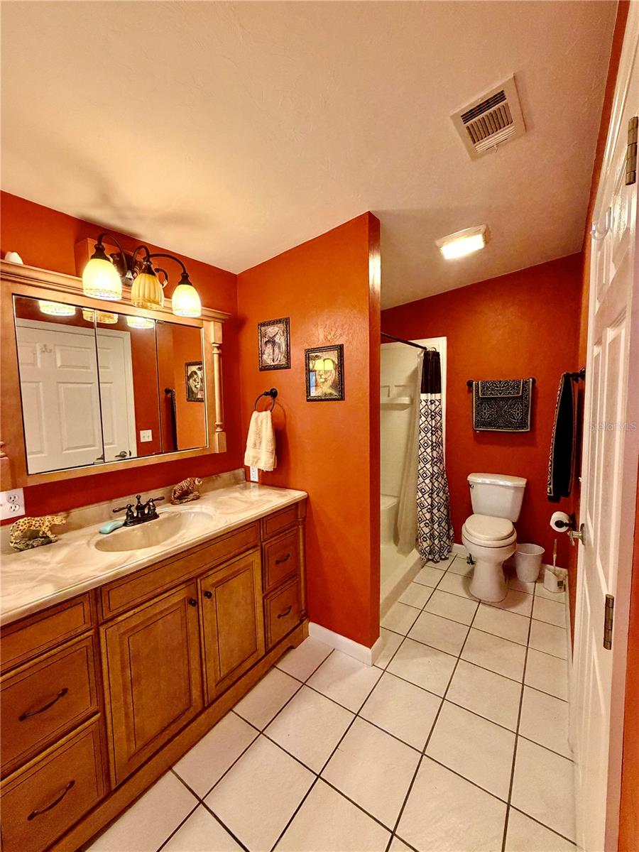 Image 20 of 39 For 1329 44th Boulevard