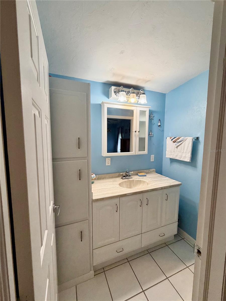 Image 29 of 39 For 1329 44th Boulevard