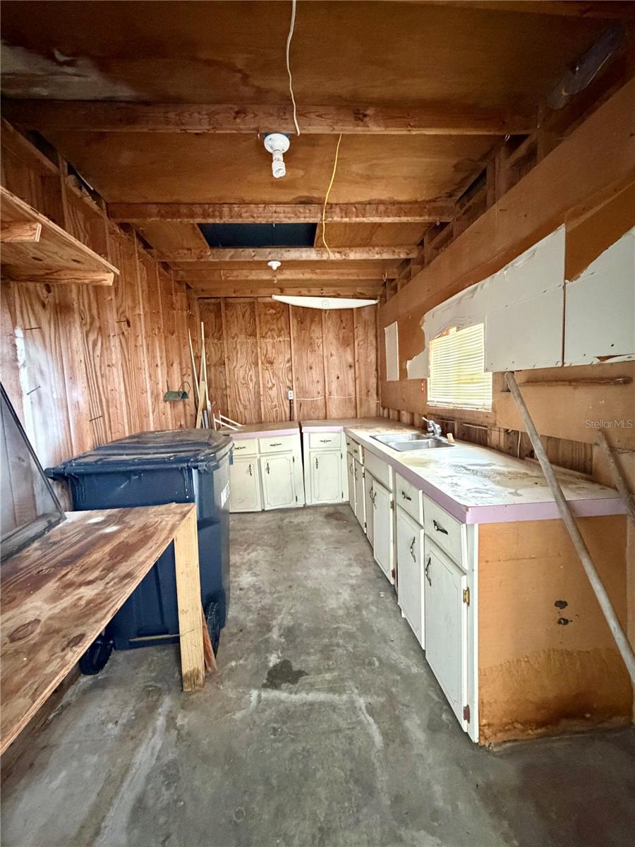 Image 30 of 39 For 1329 44th Boulevard