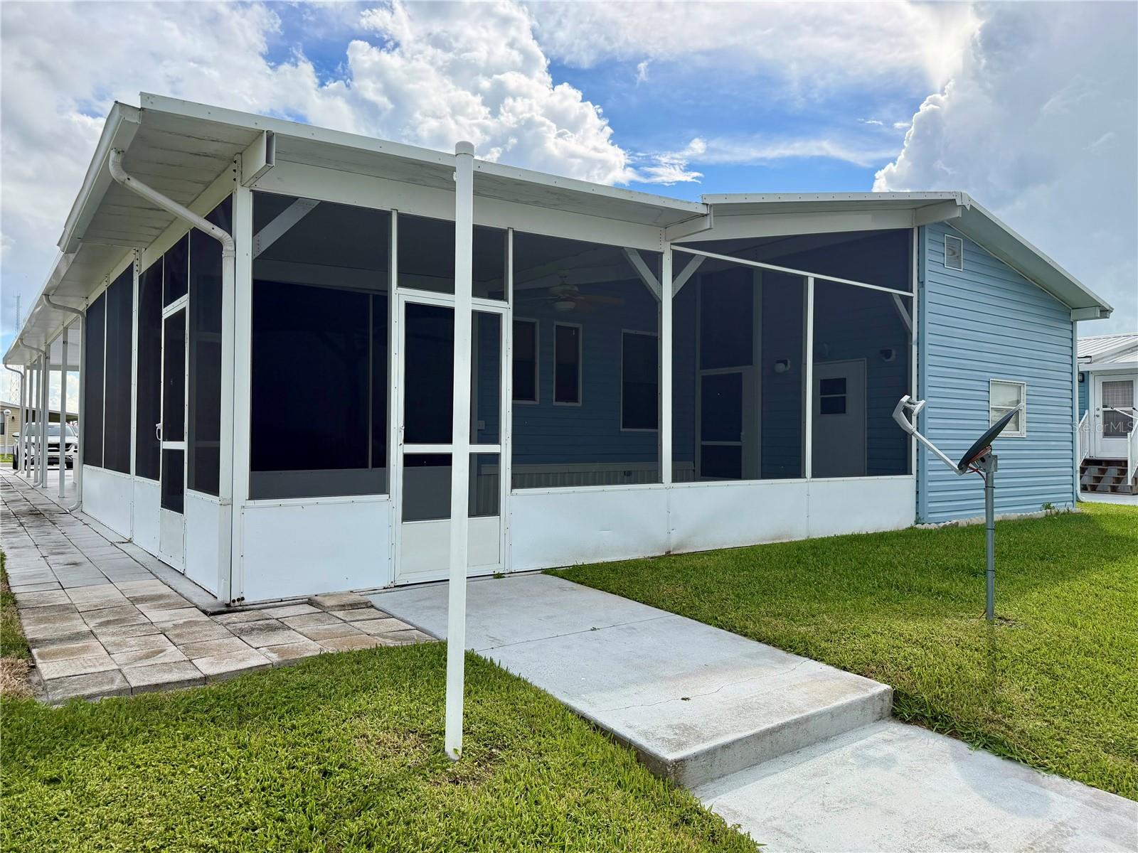 Image 5 of 39 For 1329 44th Boulevard