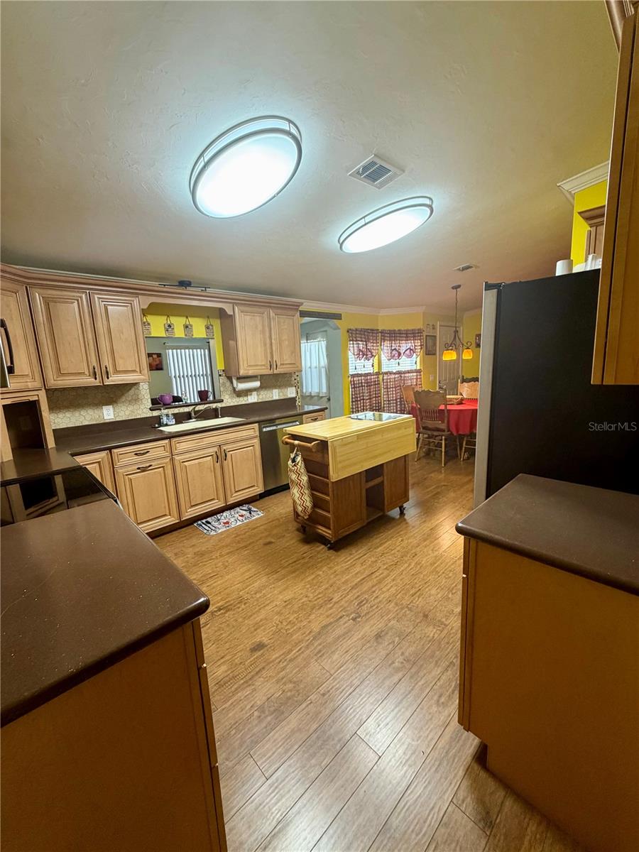 Image 6 of 39 For 1329 44th Boulevard