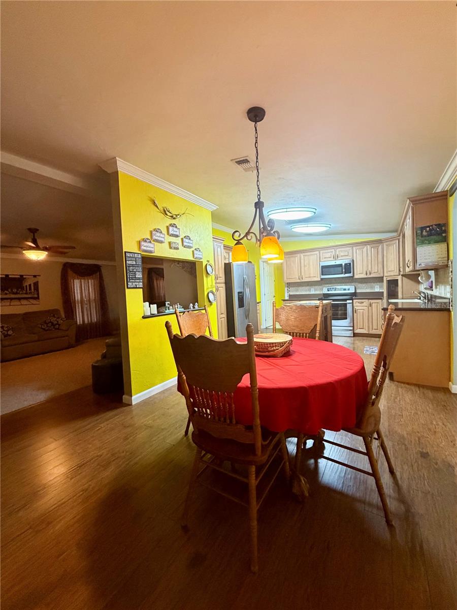 Image 9 of 39 For 1329 44th Boulevard