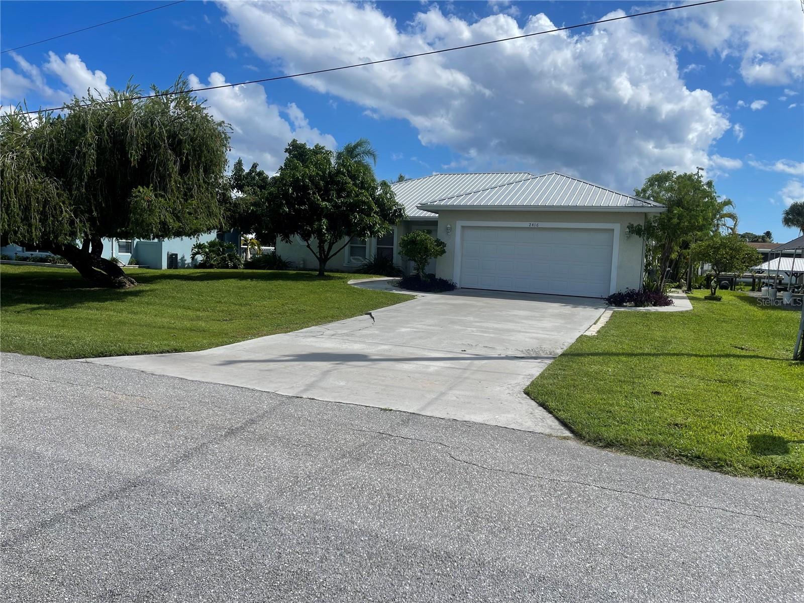 Listing Details for 2416 Se 31st Street Se, OKEECHOBEE, FL 34974