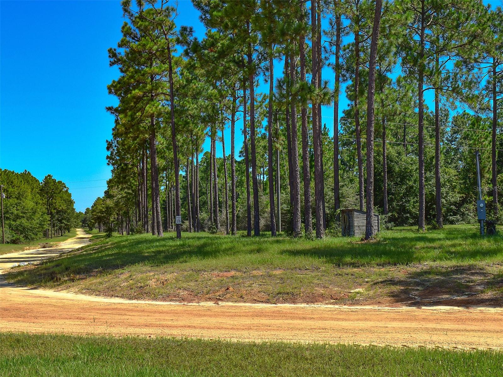 Image 2 of 9 For Chapel Road E