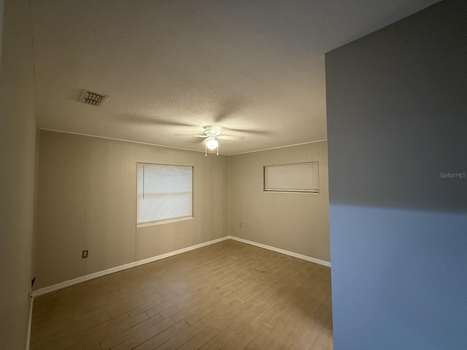 Image 11 of 18 For 595 Columbia Street