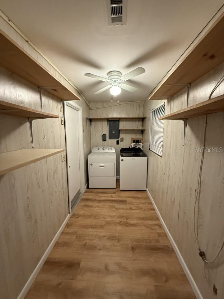 Image 17 of 18 For 595 Columbia Street