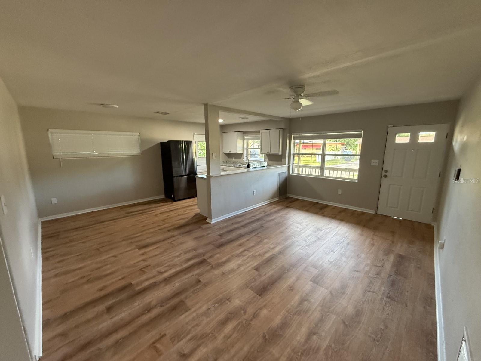 Image 11 of 24 For 5702 Meridian Way