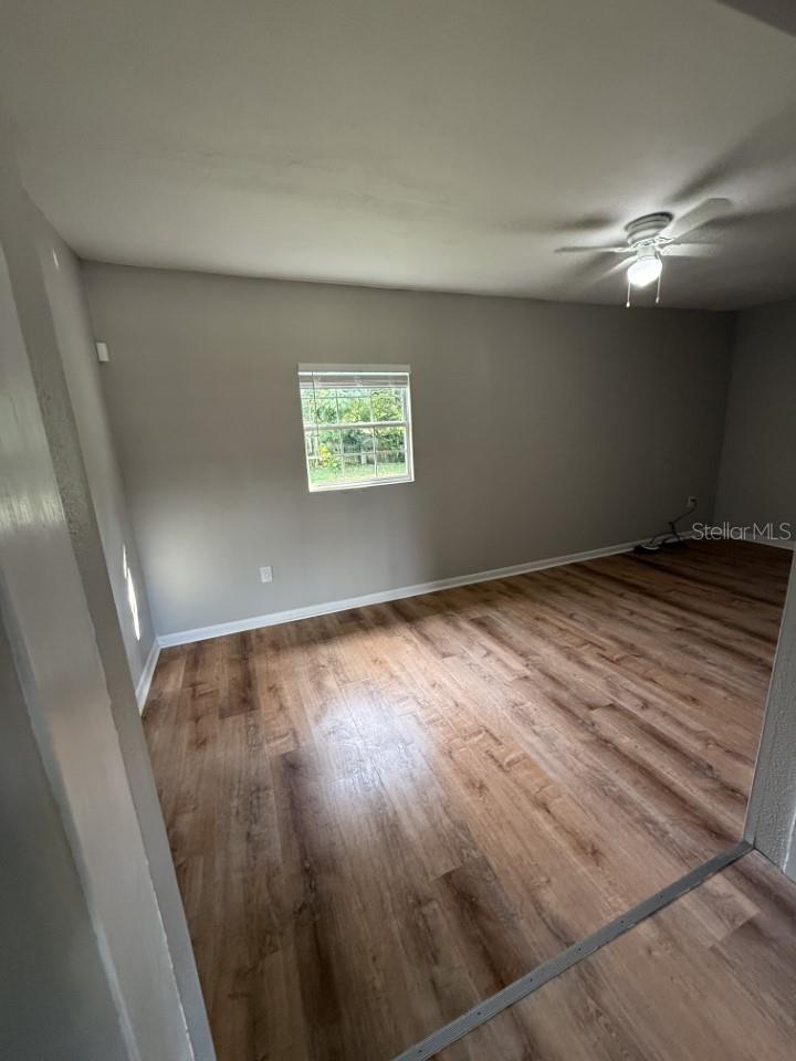 Image 16 of 24 For 5702 Meridian Way